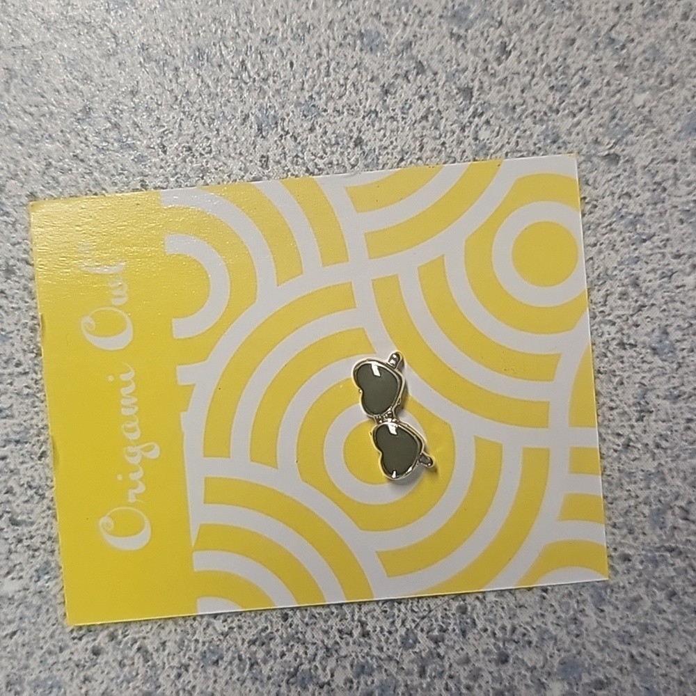 Origami Owl Heart Sunglasses Charm